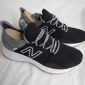 New Balance WROAVTK Womens Size 8.5